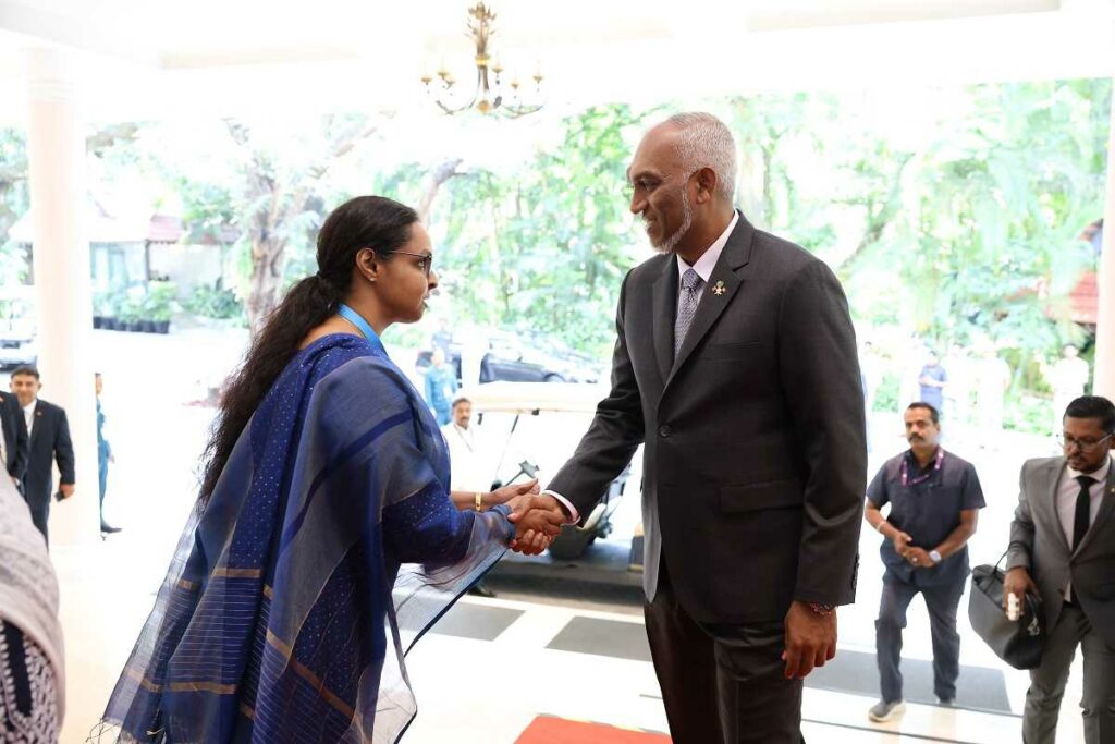 Dr. Anju Majeed, Sami-Sabinsa Executive Chairperson, Welcomes President of the Republic of Maldives at the India-Maldives Business Forum